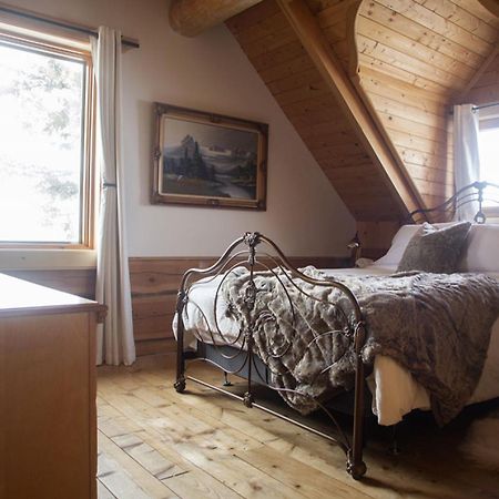 Hebergement "La Maison En Bois Rond" Sainte-Marie 部屋 写真