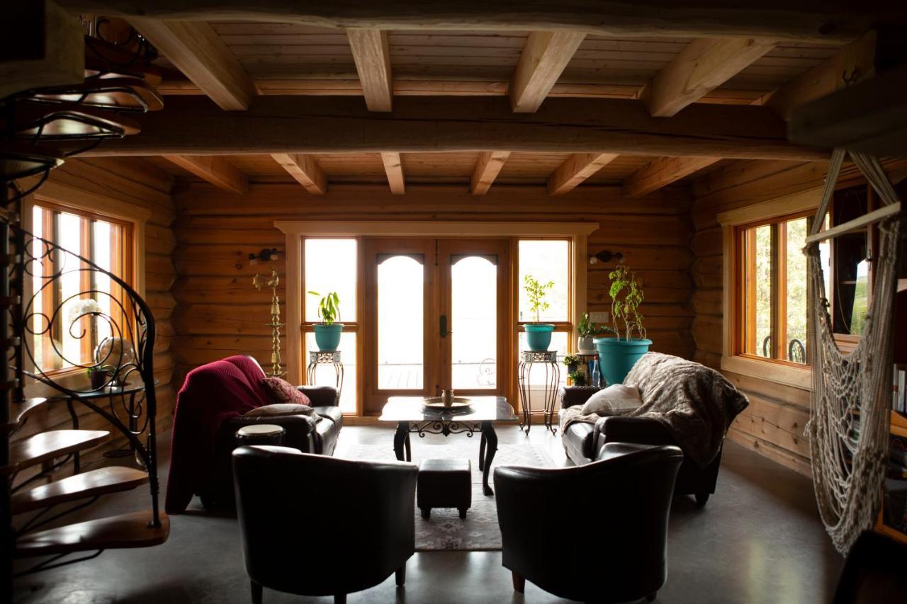 Hebergement "La Maison En Bois Rond" Sainte-Marie エクステリア 写真