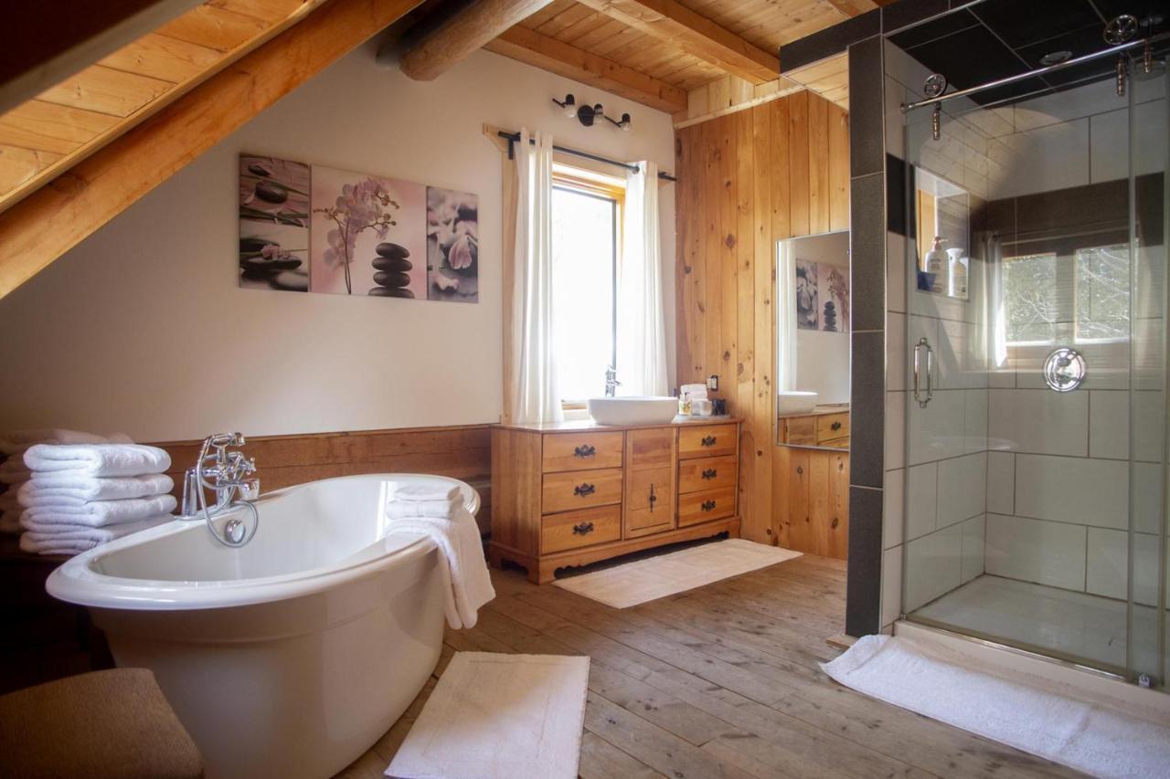Hebergement "La Maison En Bois Rond" Sainte-Marie エクステリア 写真