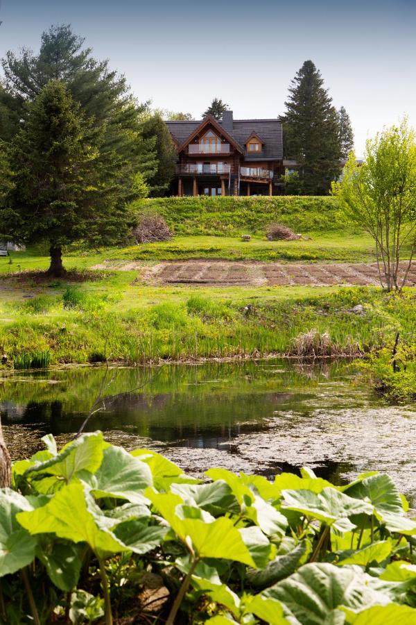 Hebergement "La Maison En Bois Rond" Sainte-Marie エクステリア 写真