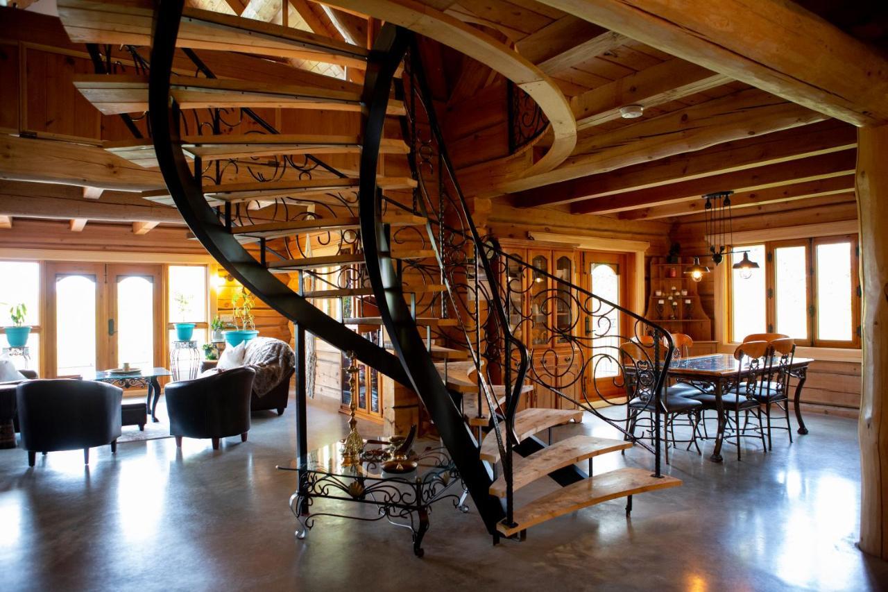 Hebergement "La Maison En Bois Rond" Sainte-Marie エクステリア 写真
